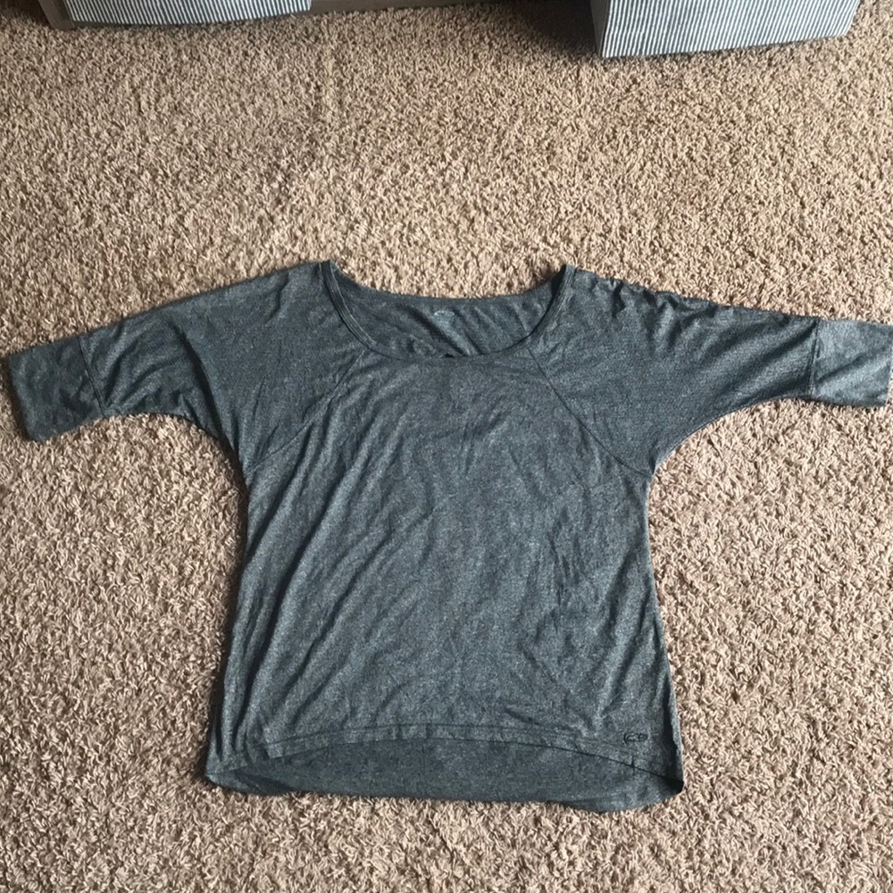Champion cut out 3/4 sleeve shirt